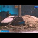 Почему коммунальщики не способны качественно убрать от снега улицы Северной столицы?