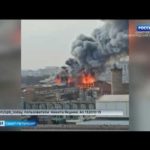 Несколько десятков расчётов продолжают работать на пожаре в здании бывшей Невской мануфактуры