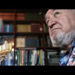 После смерти любимой от рака Герман Моисеевич совершенно безутешен и одинок…
