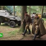 В Британии участники «Военной одиссеи» примеряют форму советских солдат